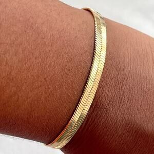 Nordstrom Rack NWOT Herringbone Link 18k Gold Filled Stainless Steel Bracelet